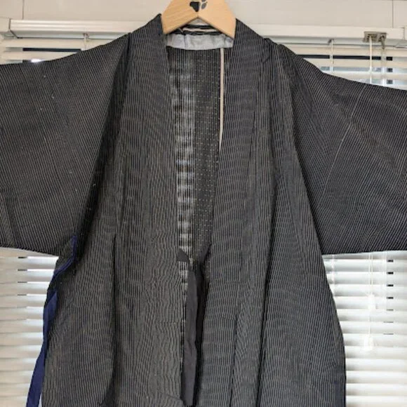 Kimono - Picture 2 of 4